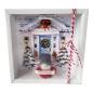 Preview: Geldgeschenk Verpackung Weihnachten mit Winterhaus-Motiv und Wichtelfigur in dekorierter Geschenkbox