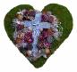 Preview: Grabschmuck Herz mit vielen bordeauxfarbigen Rosen und großem Kreuz in der Mitte