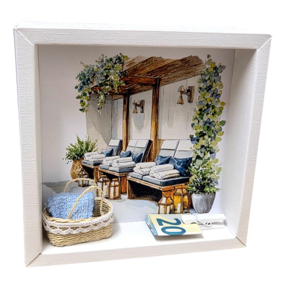 Preview: Geschenkbox Wellness mit kleiner Holzklammer für Geldschein, ideal für Sauna, Therme oder Spa-Gutschein