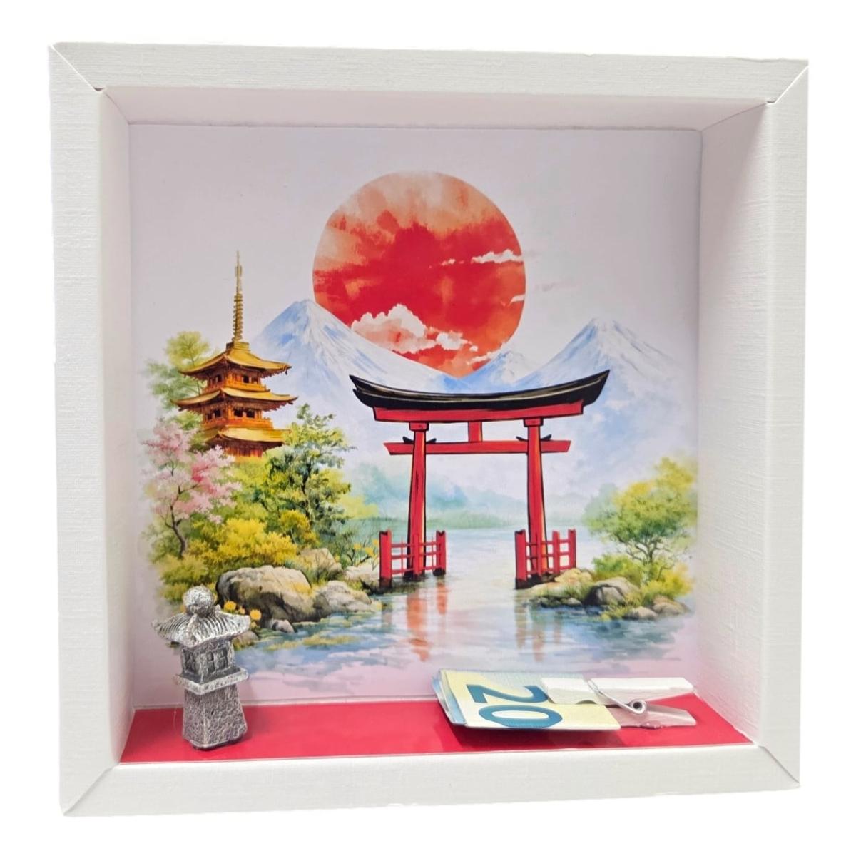 Asiatische Geschenkbox mit Torii-Tor und kleiner Holzklammer